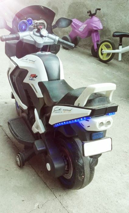 Motocicleta electrica in stare foarte buna