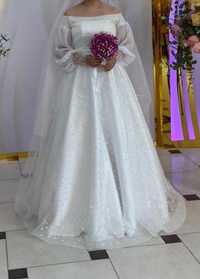 Свадебное платье продаю продам свадебные платья
