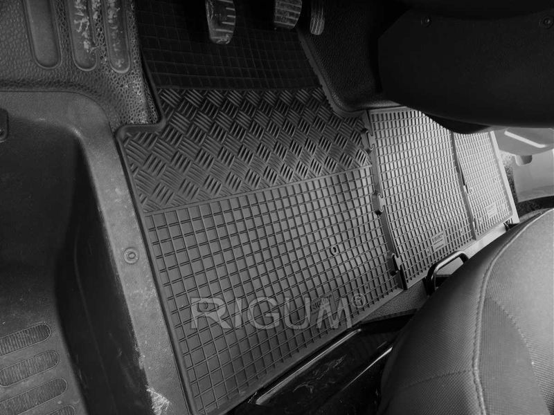 Гумени стелки RENAULT MASTER III , OPEL MOVANO B от 2010 до 2021 г.