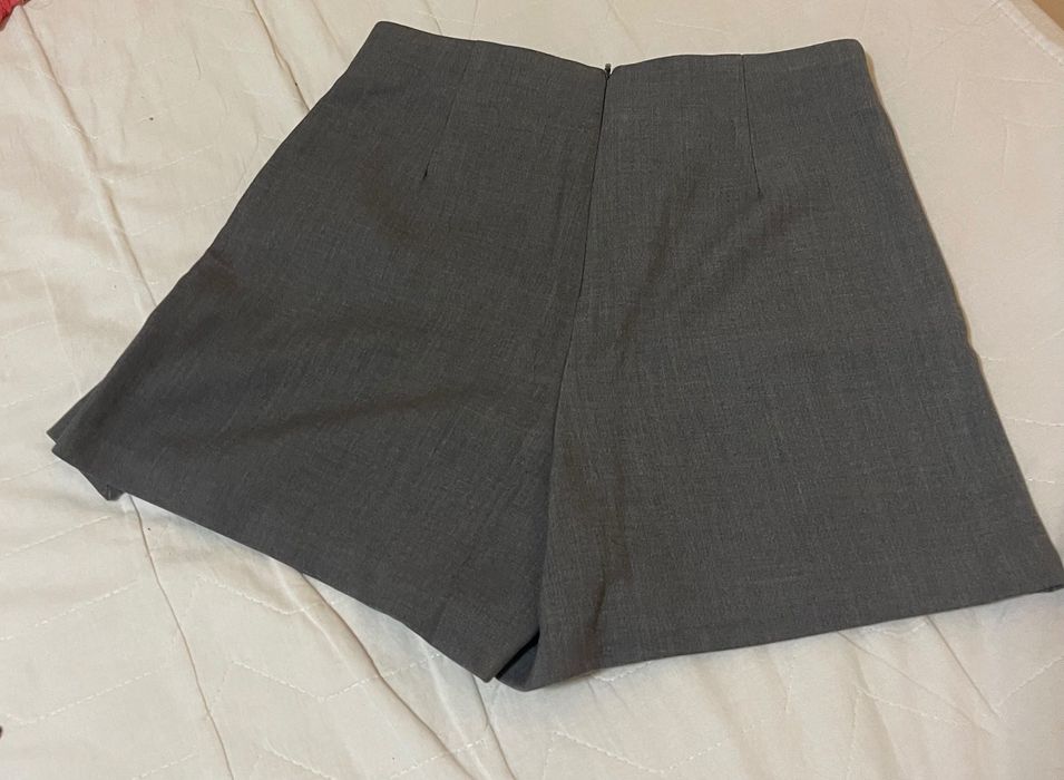 Сива пола/панталон stradivarius S 36