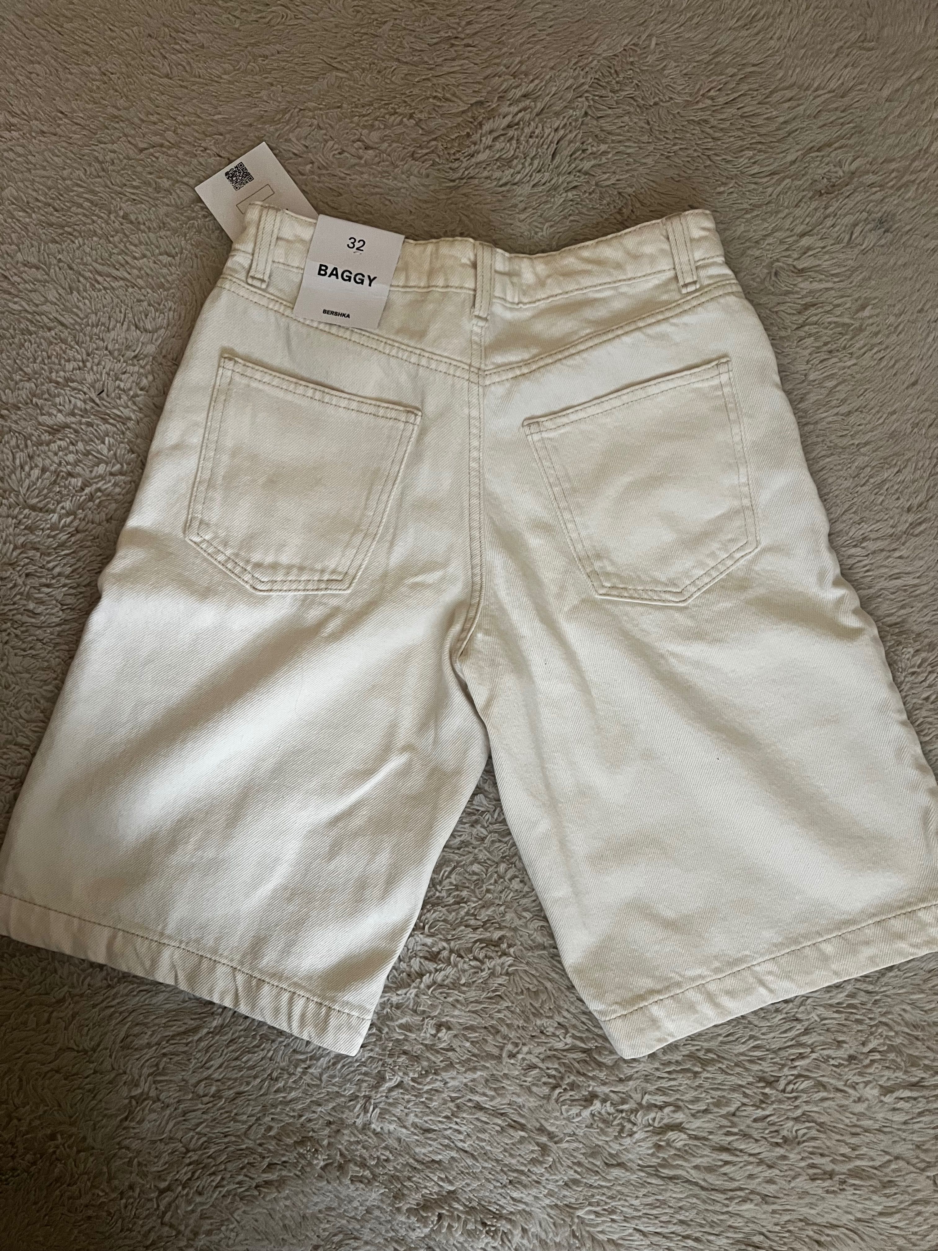 Baggy къси дънки от Bershka