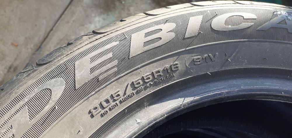 Cauciucuri de vara și Roata cu janta 195/50 R15