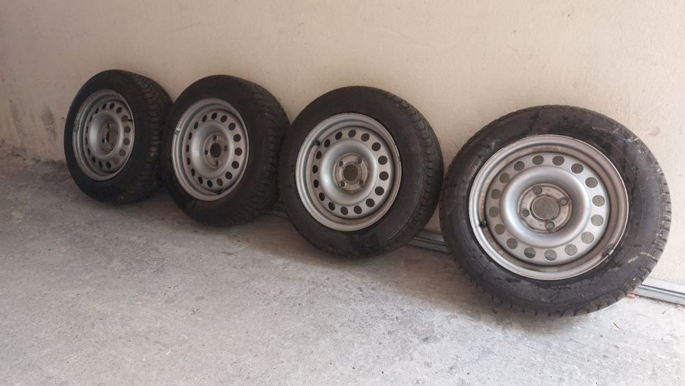 Зимни гуми 175/65R14 с джанти 6Jx14h2