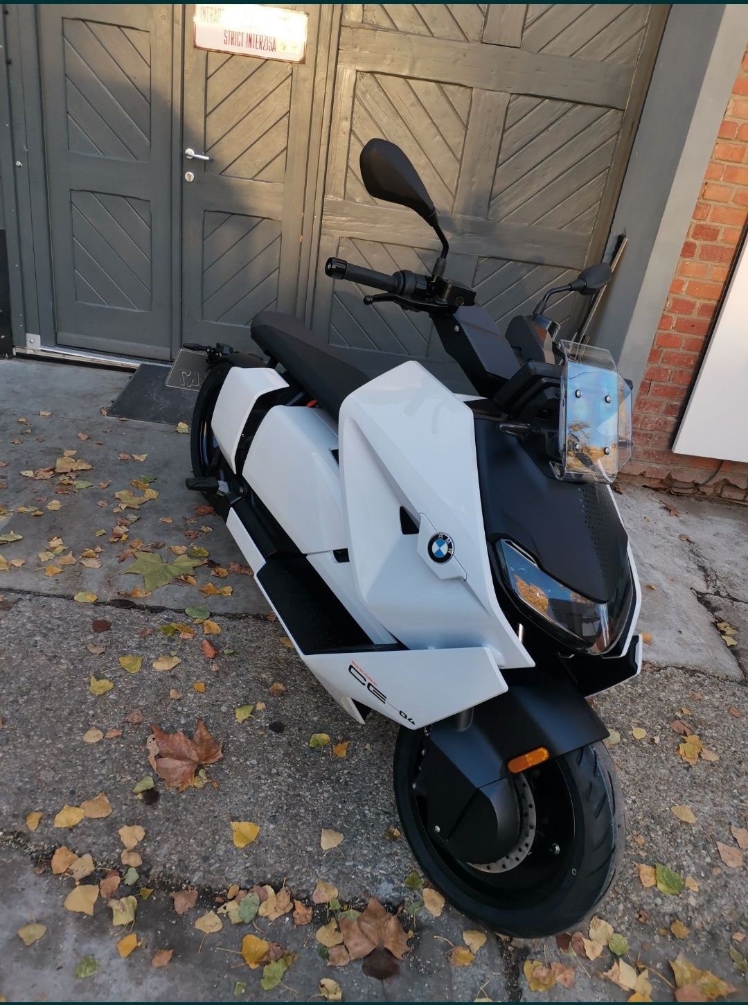 BMW CE 04 Motocicleta Electrică