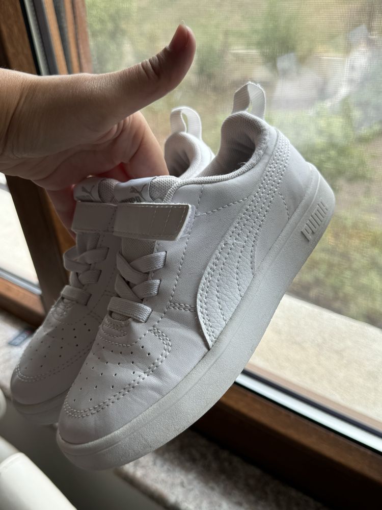 Puma бели кожени кецове  размер 31 1/2