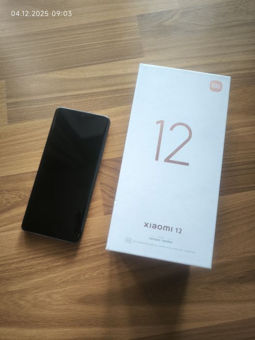 Продам Xiaomi 12.