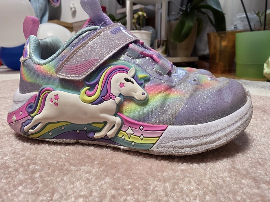 Светещи маратонки Skechers