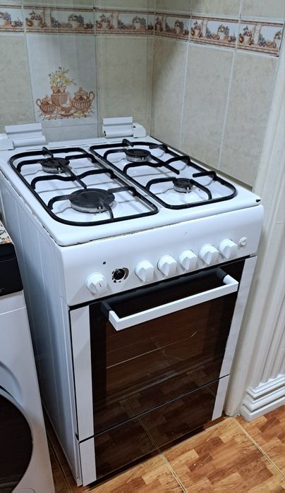 Продаётся Газовая плита.