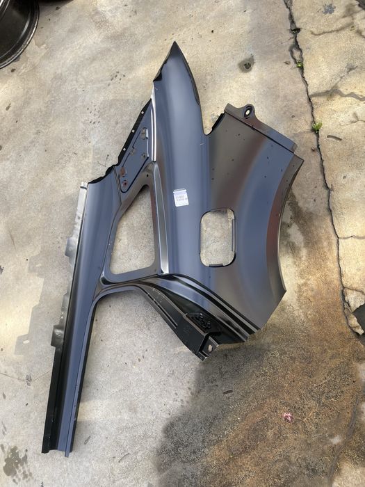 Aripa dreapta spate Renault Megane 4 Combi Break