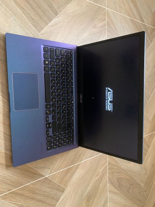 Ноутбук Asus X515E