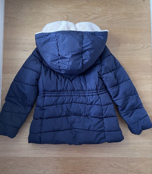 Geaca ZARA fetita 10 ani, bleumarin cu blanita, iarna, stare excepenta