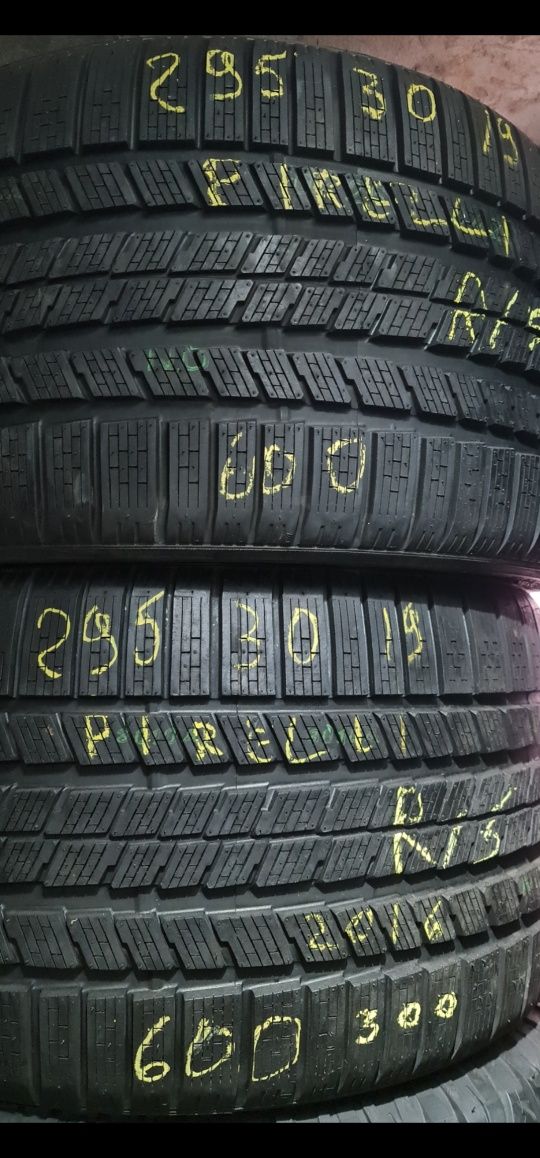 Anvelope Vara sh 295 30 20 si 245 40 19