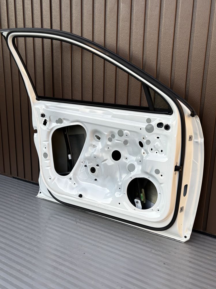 Usa st fata vw Passat B8 cod de culoare LC9A 2015-2020
