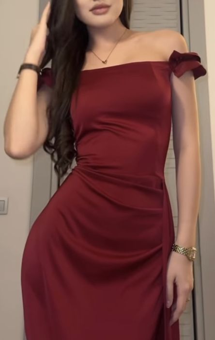 платье S, Купила за 24 тысяч, продаю за 9 тысяч.