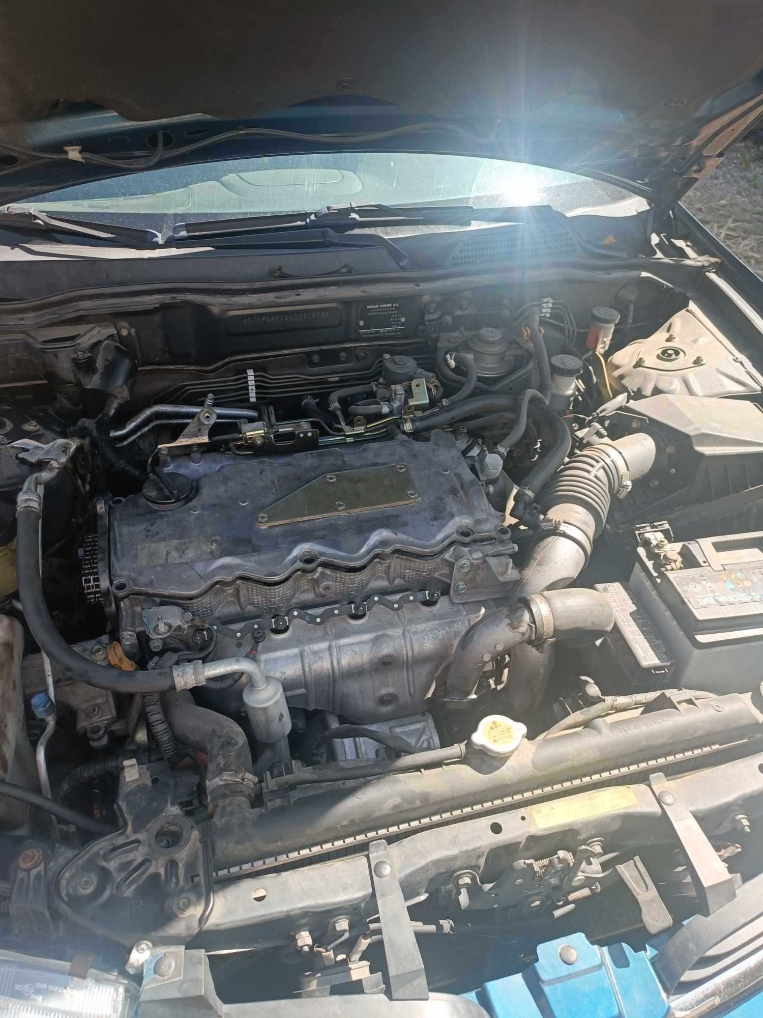 Nissan Almera на части