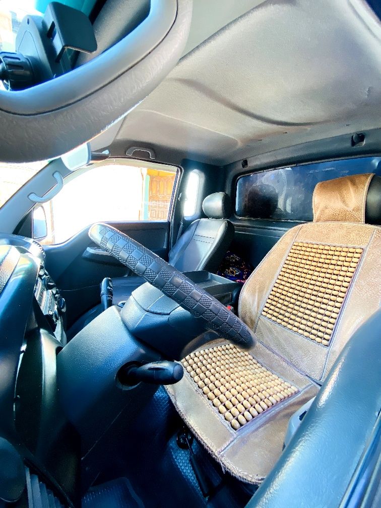 Kia Bongo Ishlab turgan. avtomobil