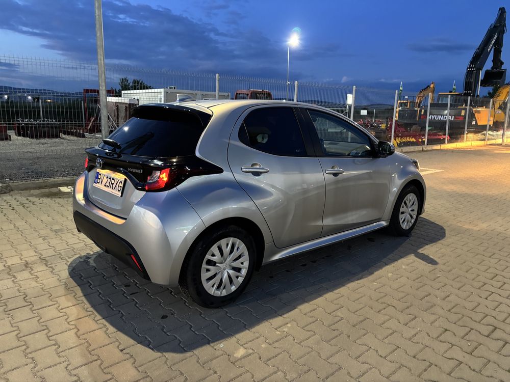 Toyota Yaris 1.5 Hybrid garantie producator 12.2027