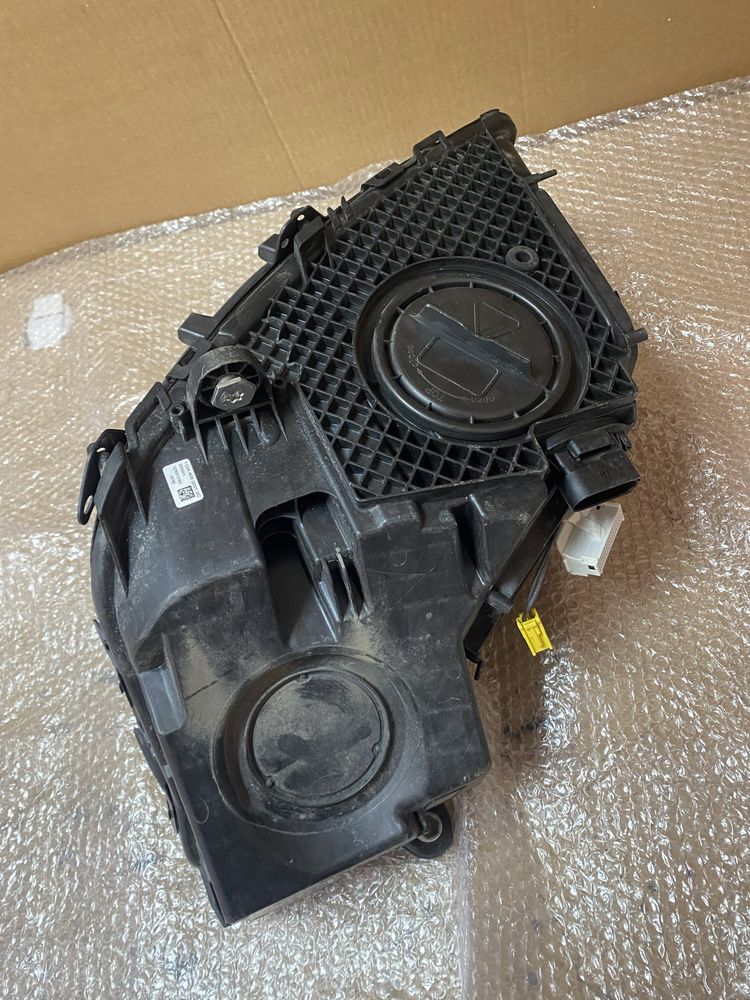 Far dreapta Mercedes glc facelift multibeam led