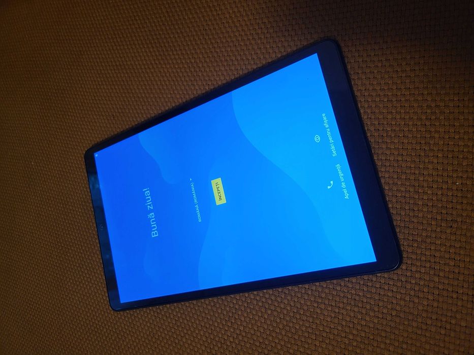 Tableta Eagle 1069 - Kruger&Matz 10'' cu sim 4G