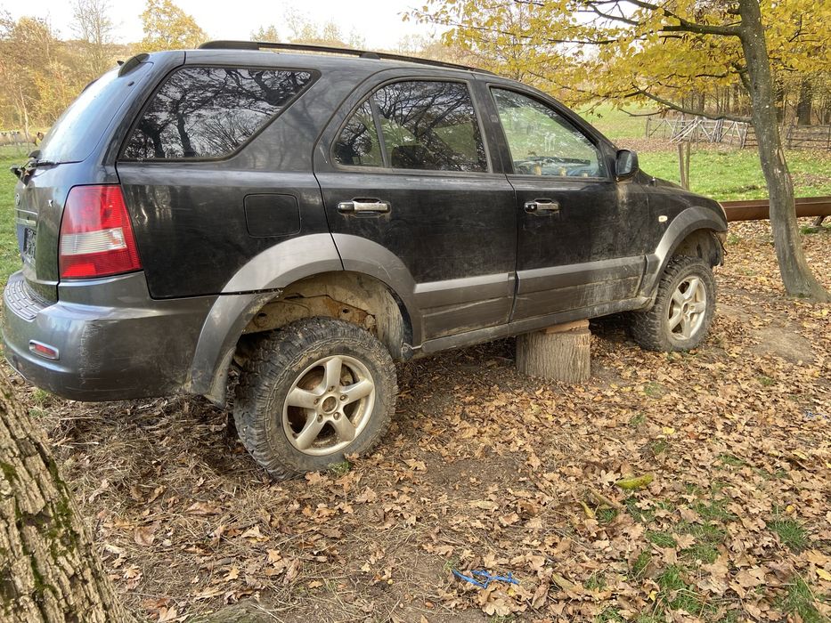 Vând Kia pentru dezmembrări