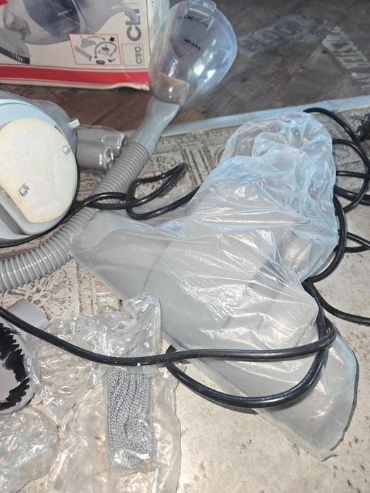 Прахосмукачка CIATRONIC 900w за кола