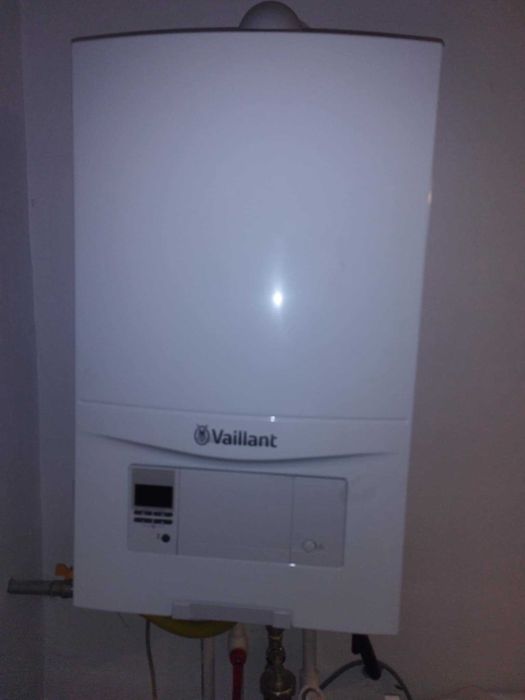 Vând centrala gaz Vaillant 26kw