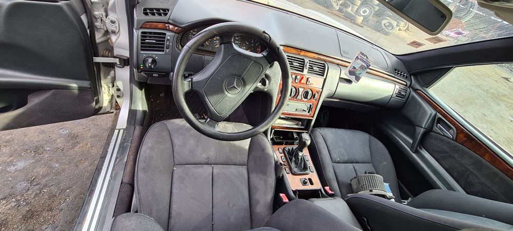 Е-class W210 2.2CDI на части