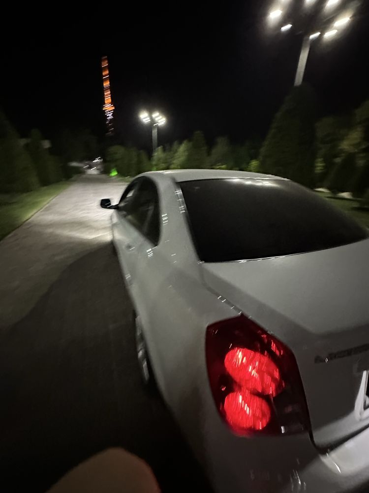 Jentra 2023 White Gas