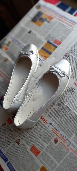 Женская обувь  продаётся