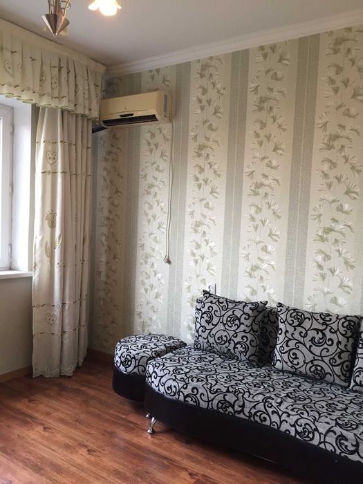 Сдам 3 комн. кв. в микр. Аксай 1