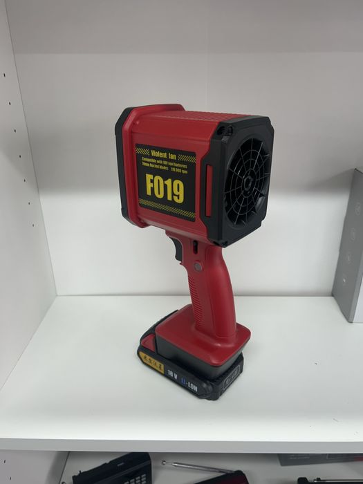 Suflantă industrială F019, 18V Li-Ion – puternică, portabilă, nouă