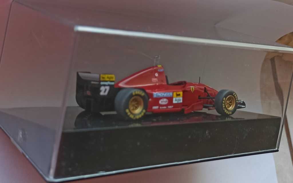 Macheta Ferrari 412 T2 Jean Alesi Formula 1 1995- HotWheels Elite 1/43