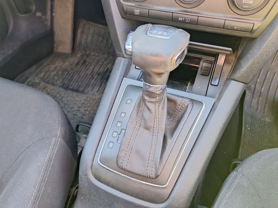 Nuca manson schimbator de viteze DSG SKODA OCTAVIA II Combi 1Z5 2004 -