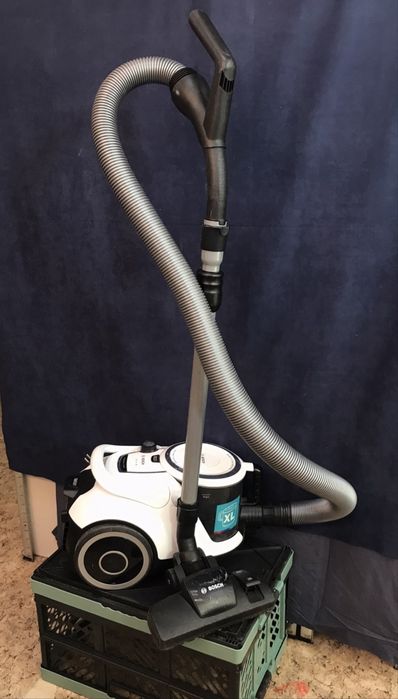 Прахосмукачка - Bosch BGS41K332 Series 6