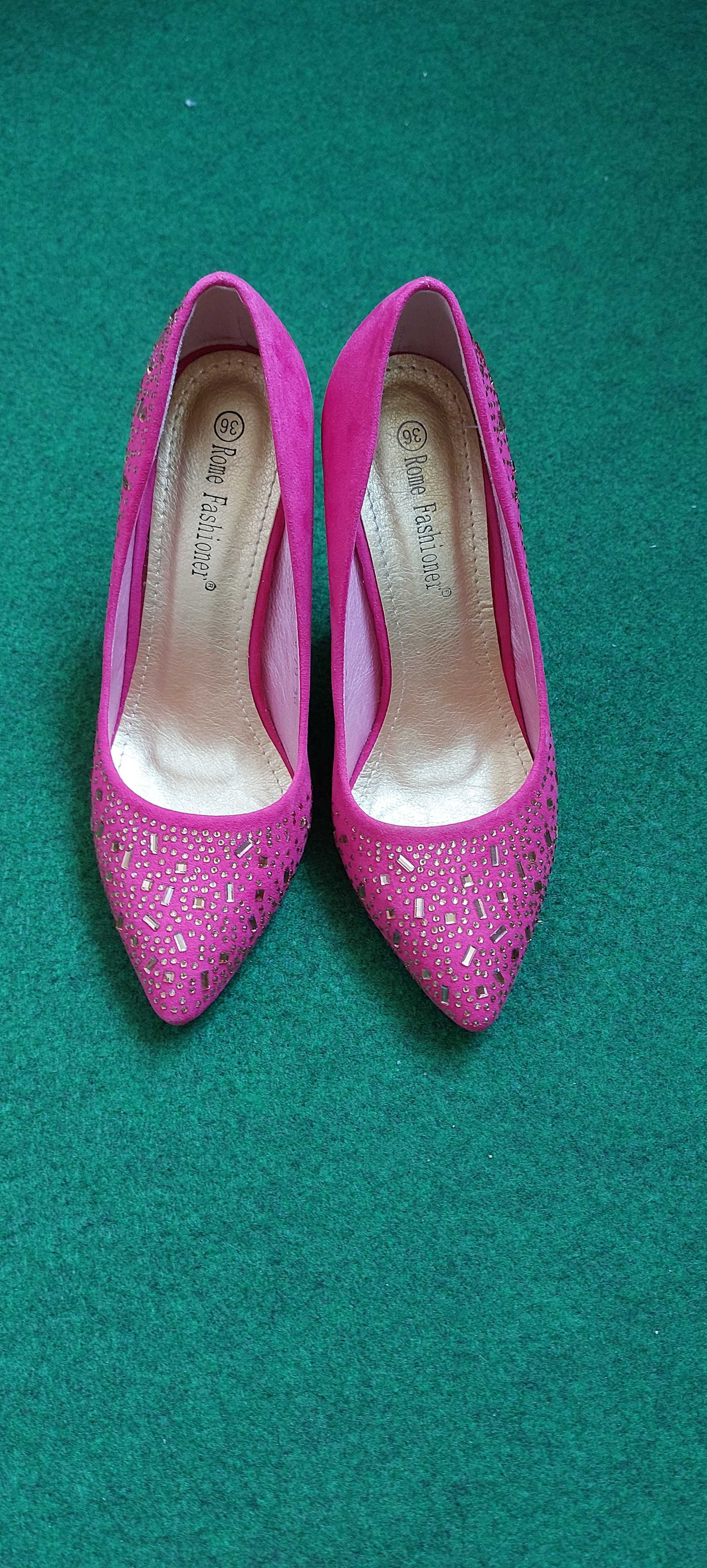 Елегантни  розови обувки номер 36