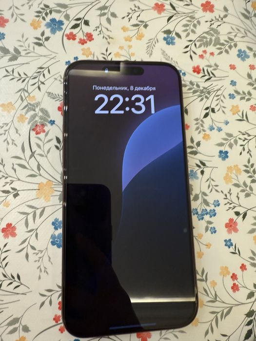 Iphonе 16 pro max золотистый и черный