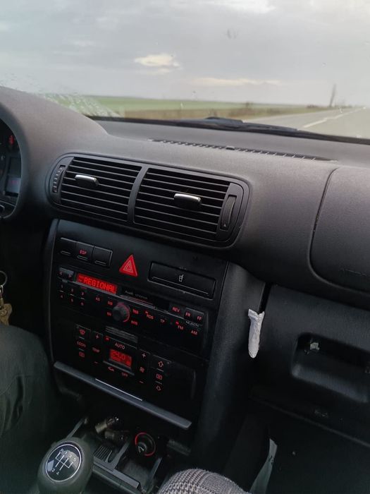 Audi A3 1.6 benzina, 2000