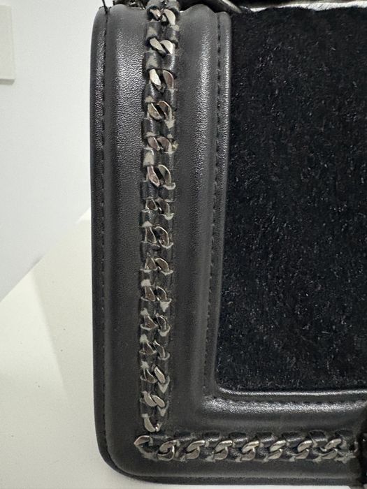 Geanta neagra piele eco si blana artificiala