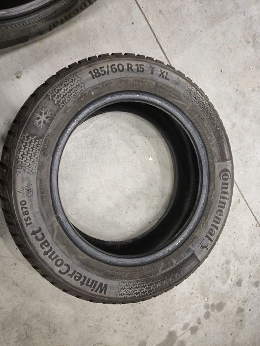 2 anvelope iarna Continental 185 60 15 aproape noi