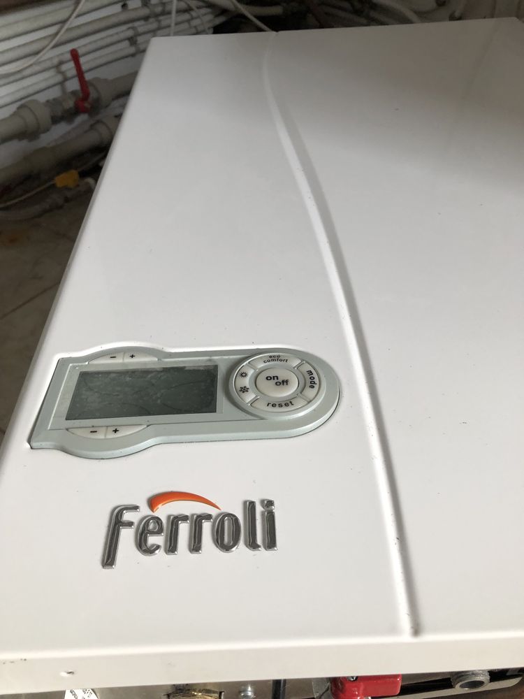 Газов Котел Ferroli DivaTop F 37 40kw