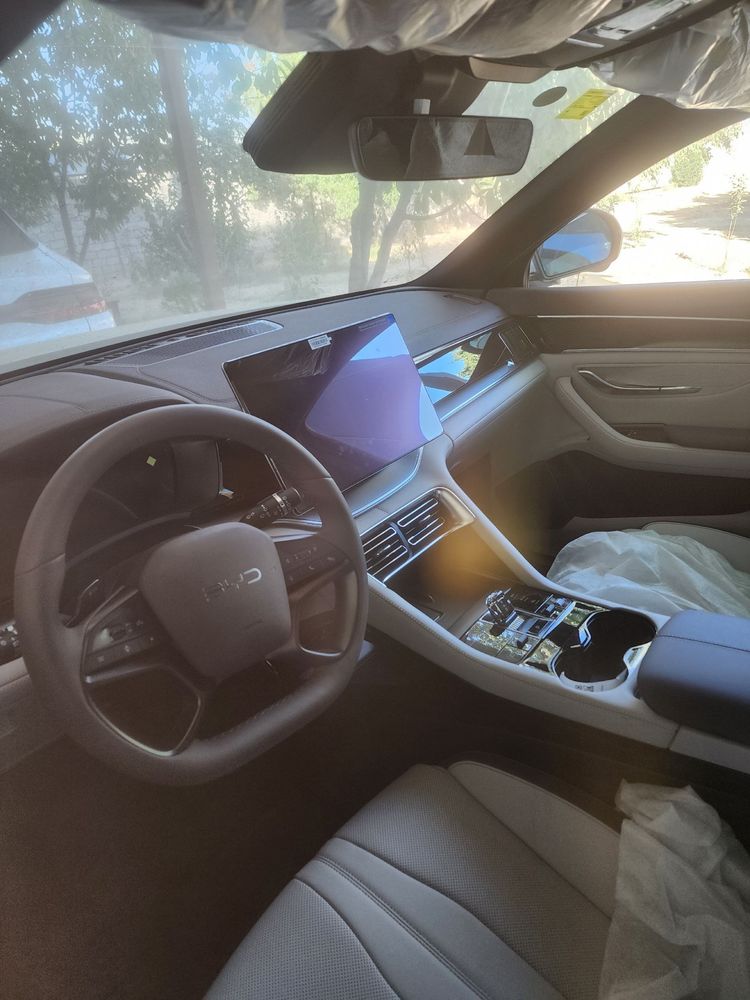 Byd Champion Smart 2025 yil 605 km full