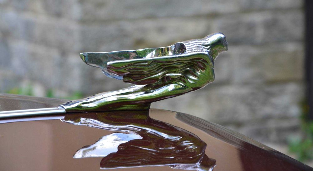 Ornament emblema capota Cadillac de colectie