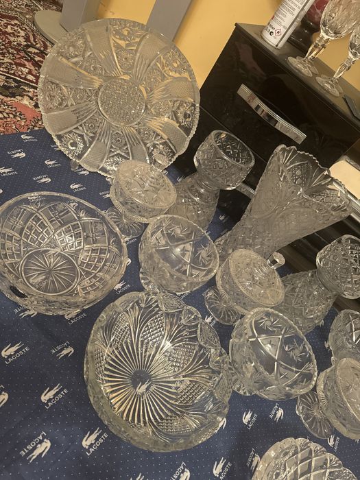 Продается хрустьлная вазы