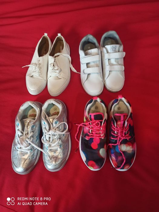 Adidași mărimea 38