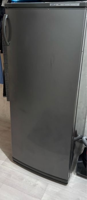 Продам морозильник