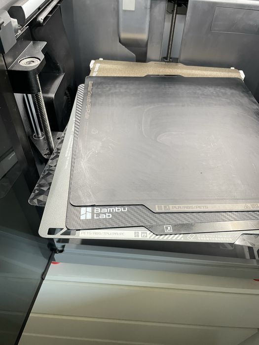 Bambu Lab X1C cu AMS