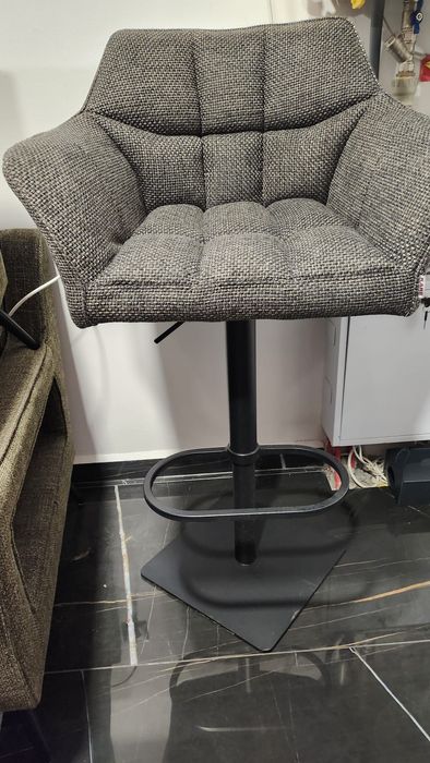 Бар стол от текстил въртящ се