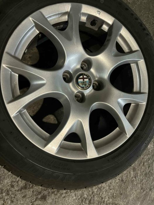 Продавам лети джанти 4х98 16 цола без забелешки със нови гуми