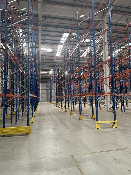 Ofertă la rafturi metalice pentru depozitarea industriale super preț