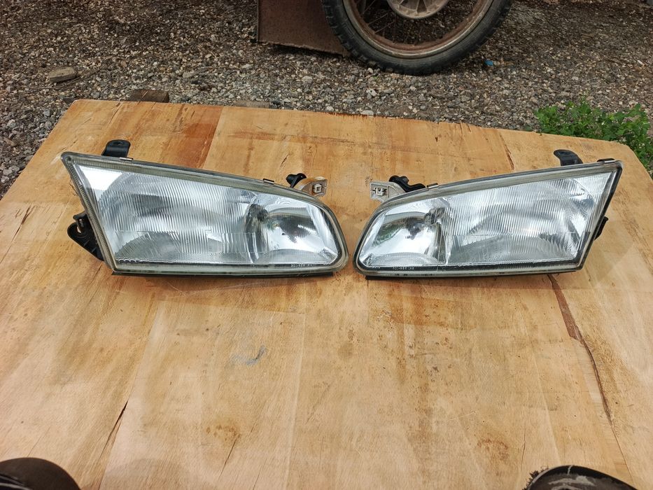 Тойота Камри 20 фары оригинал